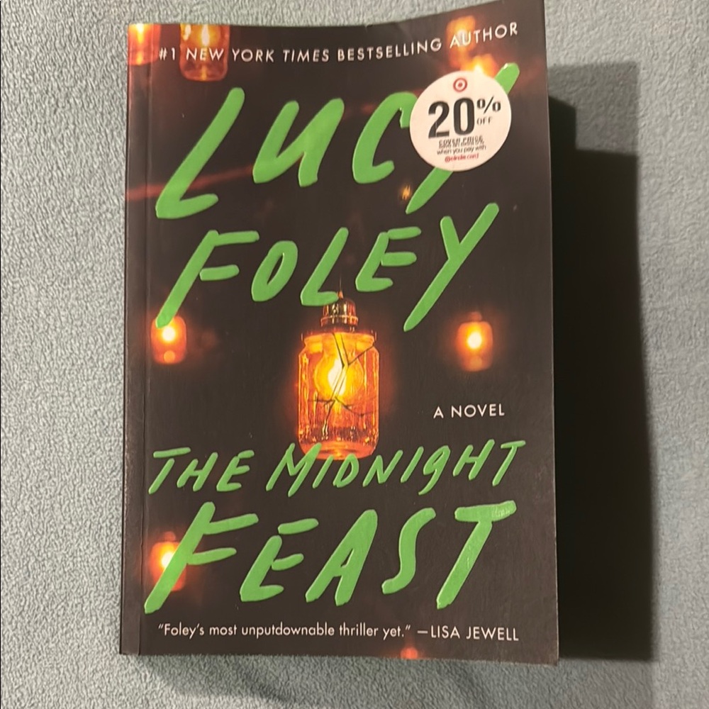 The Midnight Feast by Lucy Foley - Paperback